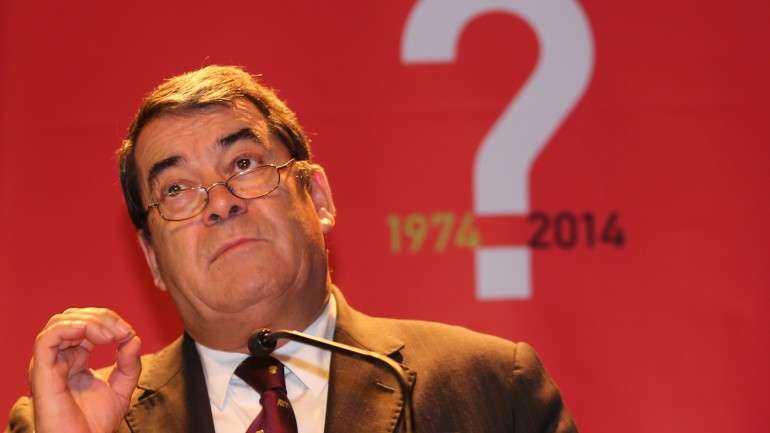 Marinho Pinto referiu-se a "uma multidão de uma confissão religiosa"