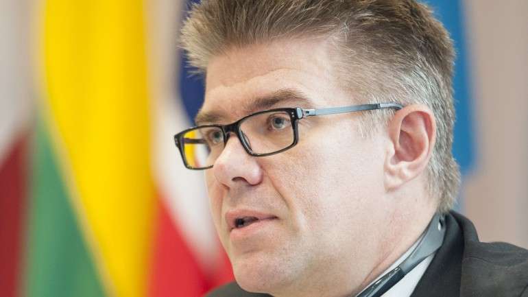 O anúncio foi feito esta quinta-feira o ministro dos Negócios Estrangeiros islandês, Gunnar Bragi Sveinsson