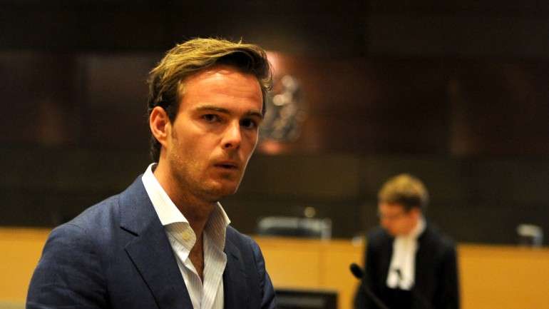 Giedo Van der Garde deslocou-se até à garagem da Sauber, esta sexta-feira, para conduzir um dos monolugares, mas acabou por não participar na primeira sessão de treinos do Grande Prémio da Austrália