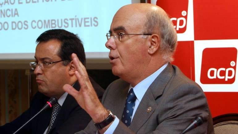 Carlos Barbosa (em destaque na foto) está na liderança do ACP há 12 anos. Está debaixo de fogo depois de registadas irregularidades nos boletins de voto