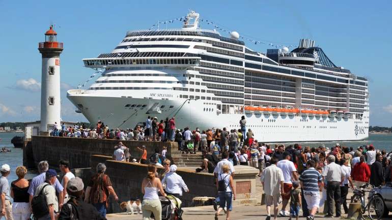 Nove passageiros do MSC Splendida ficaram feridos e seis estão desaparecidos