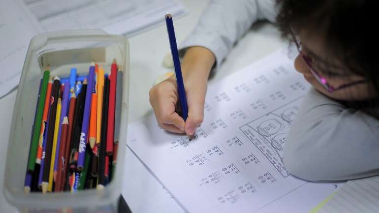 Alunos estão a ter mais dificuldades logo no primeiro ciclo, sobretudo a matemática. Professores e diretores estão preocupados
