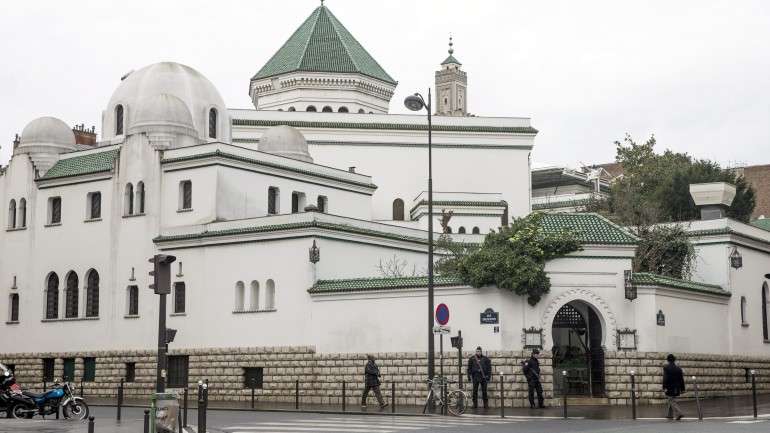 Os estudantes planeavam atacar a mesquita em Montélimar