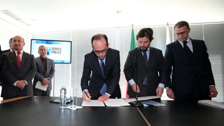 Assinatura do Contrato de Concessão entre a RTP e o Estado. 6 de março de 2015