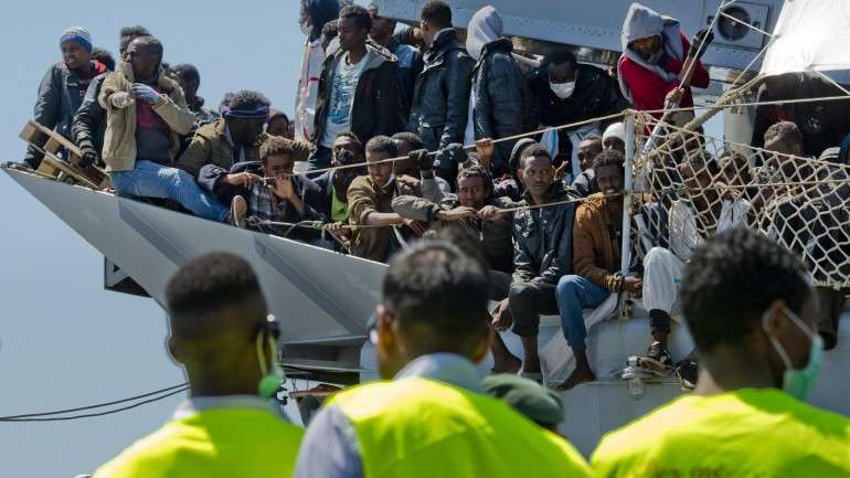 A organização desta operação militar europeia seria uma decisão inédita no combate à imigração clandestina