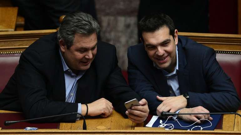 "Estou a dizer-vos, não iremos cair na bancarrota no dia 25 de abril", garante Panos Kammenos.