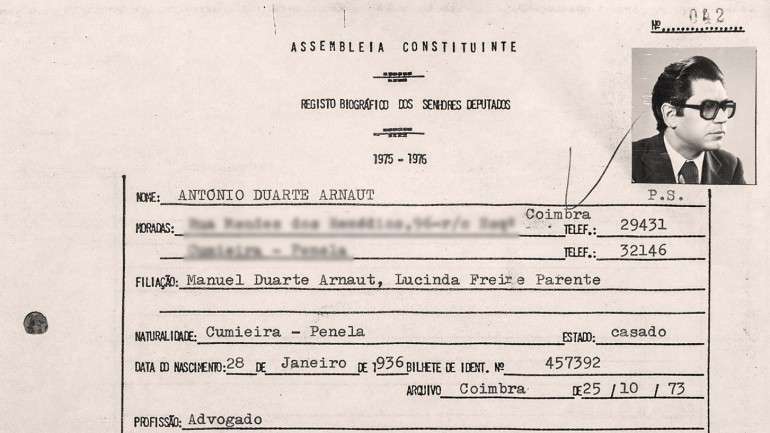 Um discurso de António Arnaut, do PS, provocou uma das muitas debandadas do hemiciclo