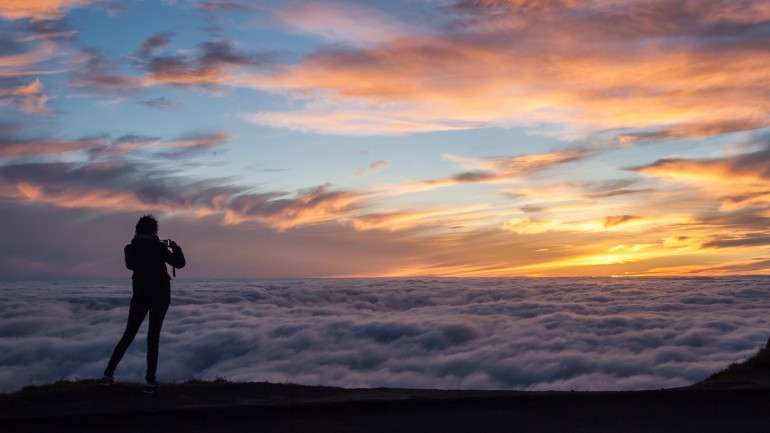 No Miradouro do Pico da Barrosa pode subir acima das nuvens.