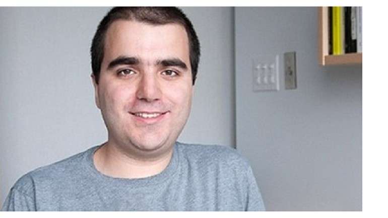 Pedro Vieira licenciou-se na Faculdade de Ciências da Universidade do Porto. Está há seis anos no Instituto Perimeter, no Canadá