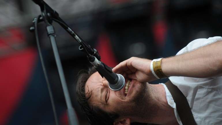 Yan (Scott Wilkinson) dos British Sea Power