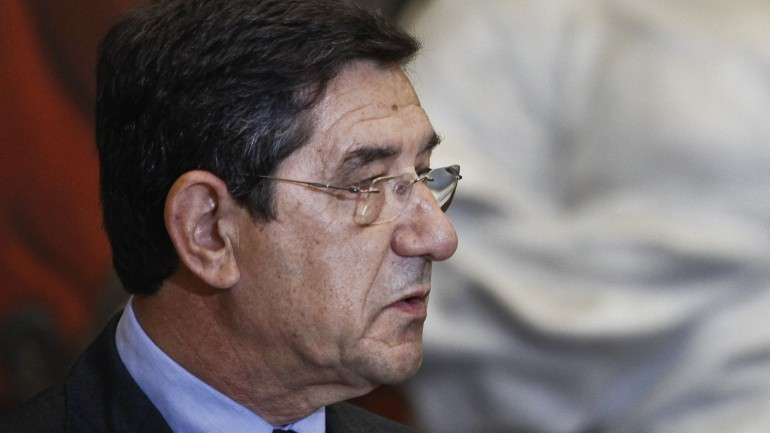 Do ponto de vista de Carlos Magno, estas mensagens devem ser divulgadas