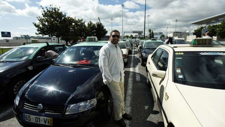 O presidente da APDC afirma que sempre que estiverem em causa transportes públicos é obrigatório que as associações de consumidores participem, ao lado do Estado e das associações do setor, na convenção que vier a ser aprovada