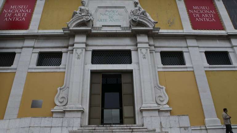 Josefa de Óbidos nasceu em 1630 em Sevilha