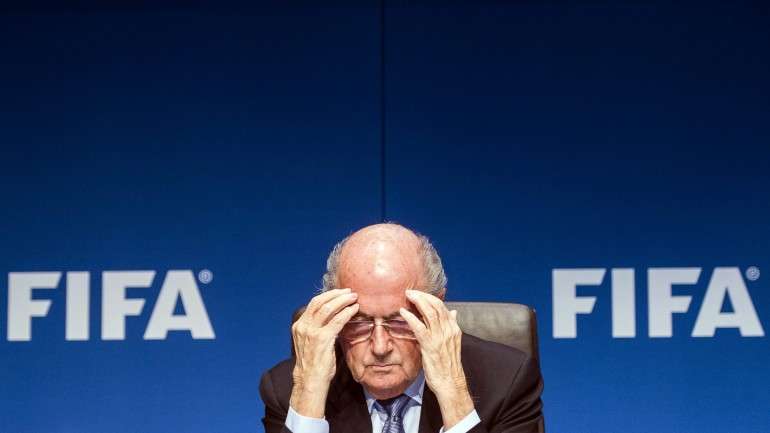 A UEFA acredita que isto é inadmissível e que não estão reunidas as condições para as eleições da FIFA acontecerem dia 29 de maio