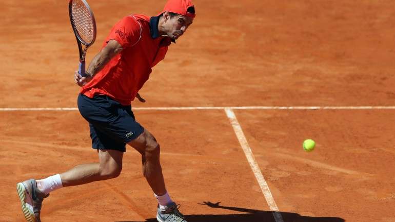 O espanhol de 31 anos, 31.º do 'ranking', fechou o encontro com Coric em 1:58 horas