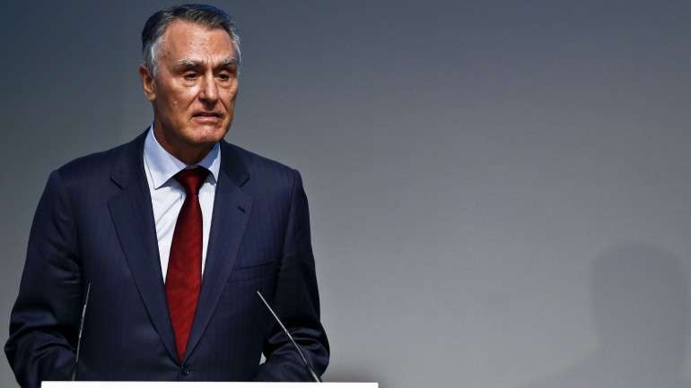 "Mostrem a todos que é possível viver num país mais justo e mais desenvolvido", pediu Cavaco Silva