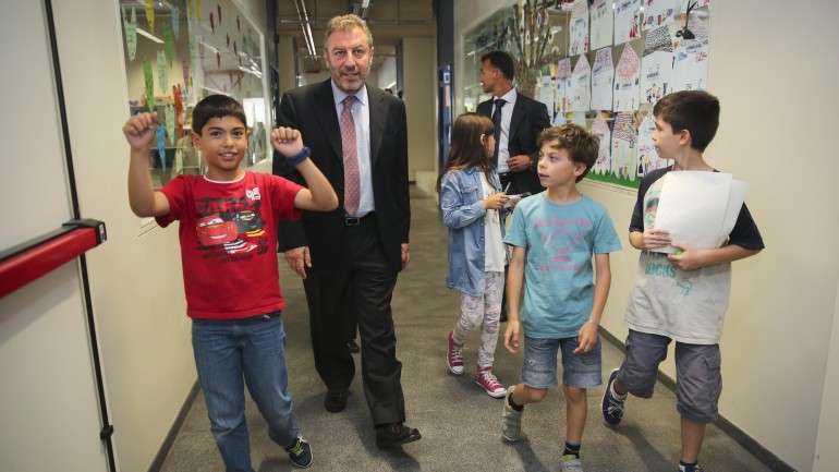 Ministério da Educação fala em maior equilíbrio na duração dos três períodos de aulas