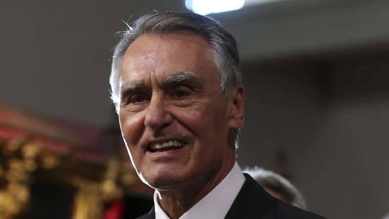 Cavaco Silva afirmou que Carlos Costa é "uma das pessoas raríssimas no nosso país com as competências para exercer o cargo de governador "