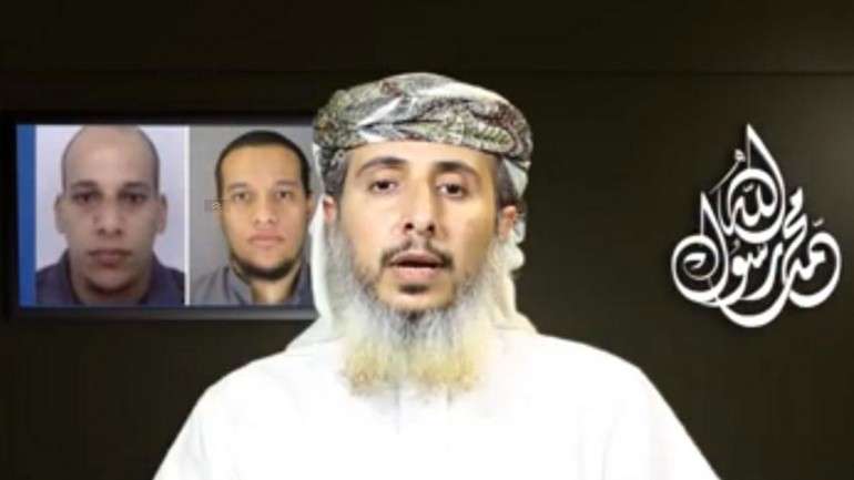 O site precisa que "segundo as informações da imprensa, Ansi foi morto em abril com o seu filho e seis outros combatentes por um raide de drone em Moukalla, uma cidade da província de Hadramut no Iémen"