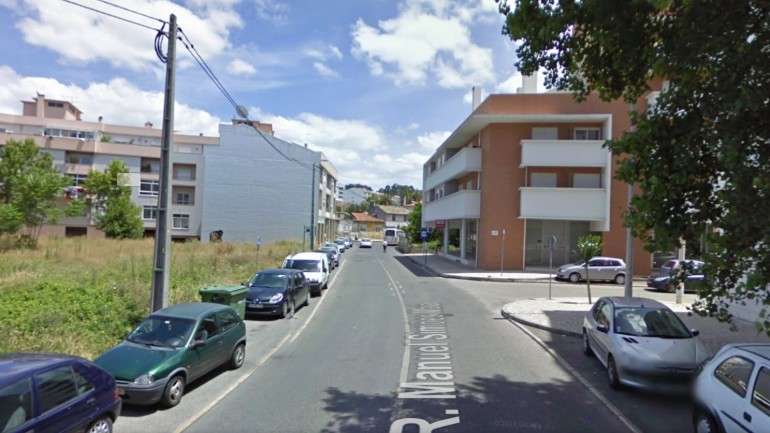 O rapaz terá saído numa paragem da Nova Leiria