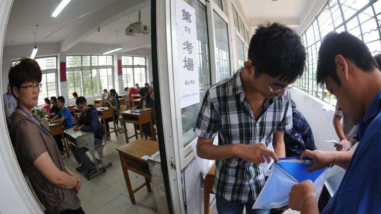 O Gaokao, cujas matérias obrigatórias são matemática, chinês e um idioma estrangeiro, são o culminar de anos de estudo