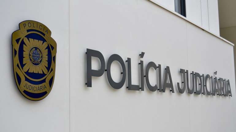 A PJ está a fazer buscas às instalações do Cofre de Previdência dos Funcionários e Agentes do Estado, em Lisboa.