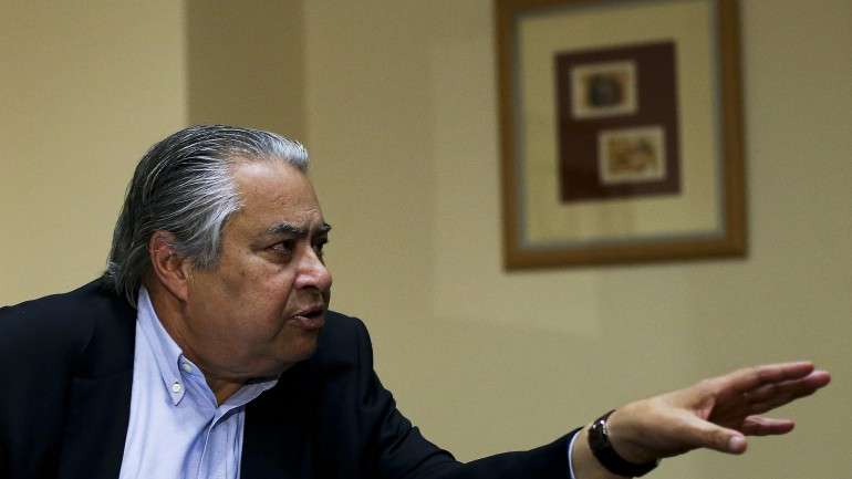 "Nem mesmo o inventor da suspeita sabe do que, de que factos, suspeita", acusa João Araújo, advogado de José Sócrates