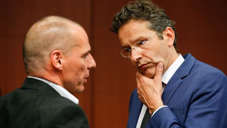 Gregos estão a "subestimar a complexidade do que é pedido: pôr em ordem o orçamento e recuperar a economia", alerta Jeroen Dijsselbloem