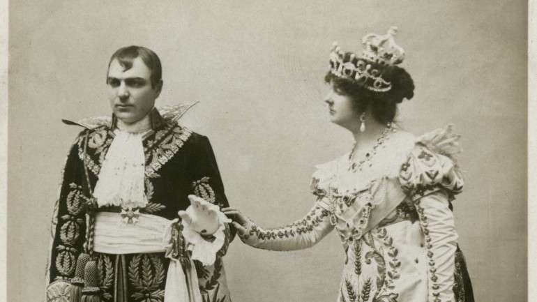 Bonaparte chegava a enviar três cartas por dia. Nem sempre recebia respostas