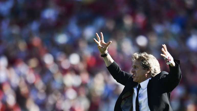 Jorge Jesus estreou-se pelo Sporting a 13 de setembro de 1975 contra o Beira-Mar. Fez 12 jogos pelos leões na Primeira Divisão
