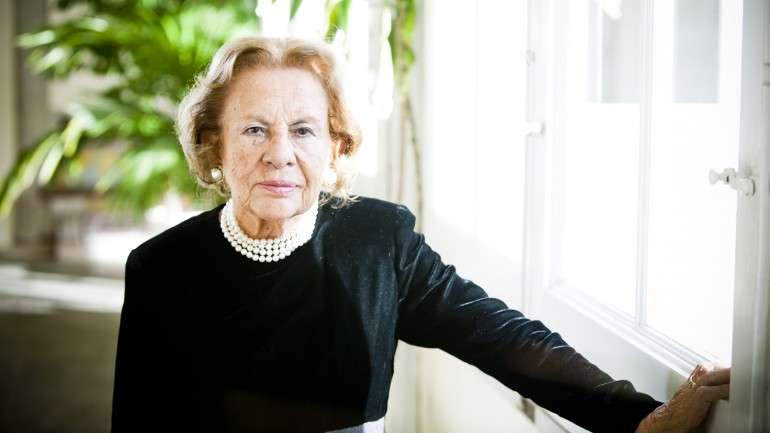 Maria Barroso tinha 90 anos.