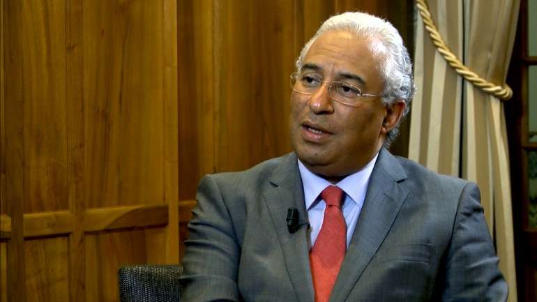 António Costa é o líder com melhor nota, embora seja negativa. Ganha a Passos em todas as perguntas