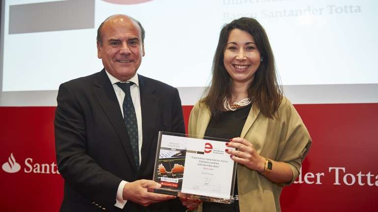 O reitor da Universidade Nova de Lisboa, António Rendas, com Ana Pimentel, jornalista do Observador