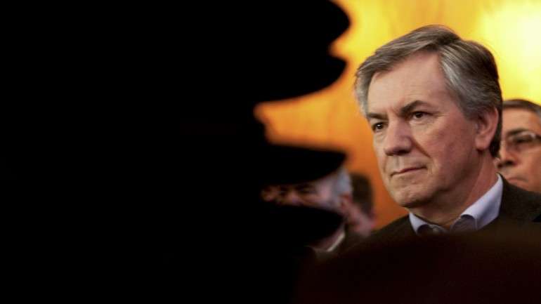 Armando Vara disse estar disponível para ser ouvido pelo Parlamento, mas a esquerda não quer ouvir para já