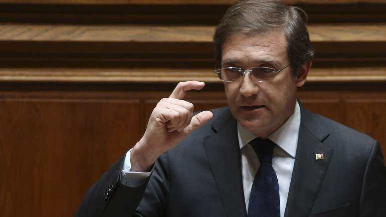 Passos: A Grécia esteve "à distância de um cabelo de um total caos financeiro"