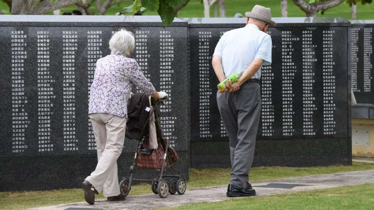 O Japão tem um dos maiores índices de esperança média de vida do mundo: 83 anos. Portugal, já agora, está nos 80,2 anos, segundo números do INE de 2014.