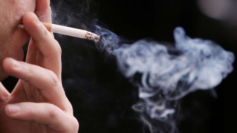 ONU indica que muitos países ainda fixam impostos demasiado baixos sobre o tabaco e produtos derivados