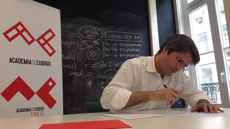 O curso da Academia de Código é financiado pelo Orçamento Participativo de Lisboa