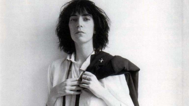 Robert Mapplethorpe captou esta foto em 1975, para a capa do álbum "Horses"