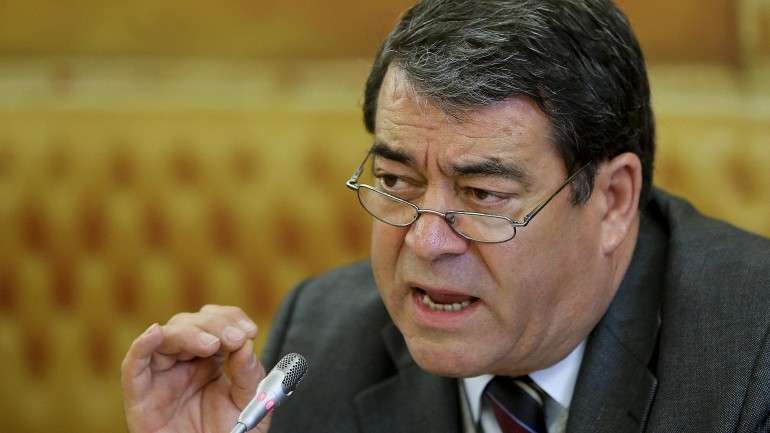 "[Os media fazem hoje] mais propaganda a Costa e a Passos do que a RTP fazia a Salazar e depois a Marcello Caetano"
