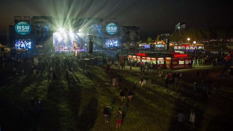O festival MEO Sudoeste decorreu entre 5 e 9 de agosto e recebeu 188 mil pessoas.