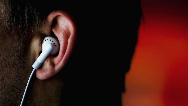 O Observador recolheu as datas de nascimento dos seus funcionários e foi ouvir as canções que marcaram esses dias