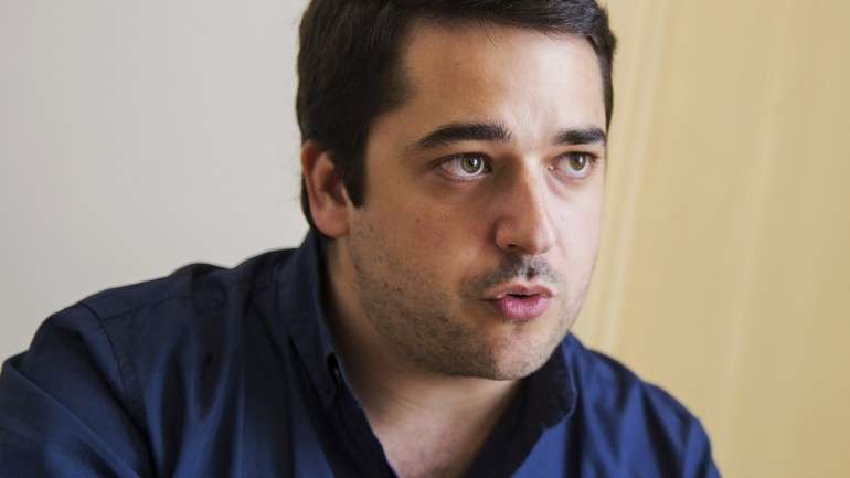 "O Governo decidiu verbalizar explicitamente a incerteza e o medo como modo de estar na política", disse ainda João Torres