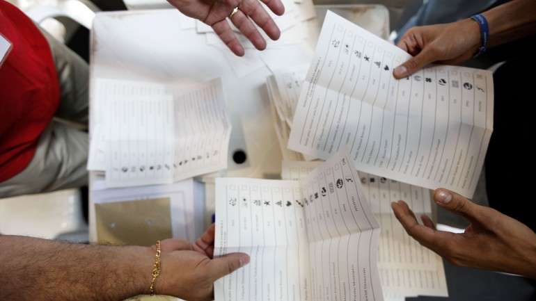 As demoras nos correios são a principal causa do problema dos votos dos emigrantes