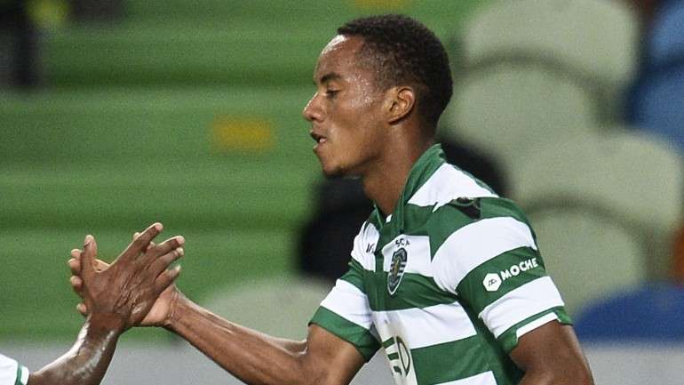 De regresso aos convocados estão o defesa Jonathan Silva e o médio André Martins