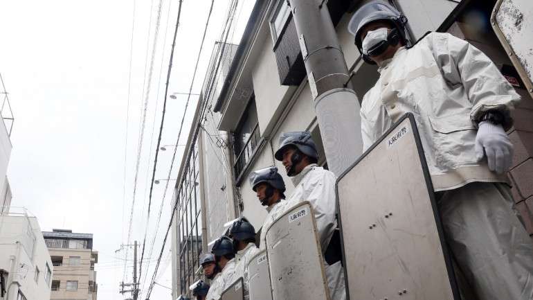 Em 1984 também houve várias cisões em grupos yakuza. Nos três anos seguintes, pelo menos 25 pessoas morreram e centenas foram detidas no Japão