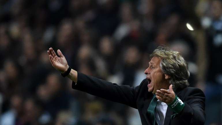 Jorge Jesus assinou o contrato com o Sporting a 5 de junho e o vínculo entrou em vigor a 1 de julho. Como sabemos isto? Porque alguém divulgou o documento na Internet. Falta descobrir quem.