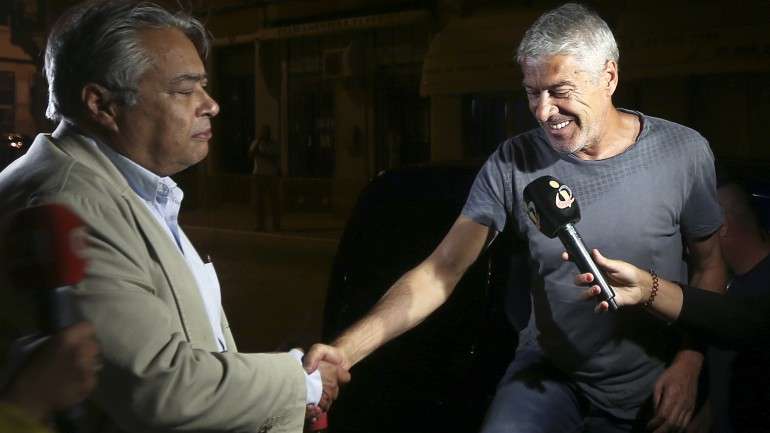 João Araújo contratou assessor de imprensa para se concentrar na defesa de José Sócrates