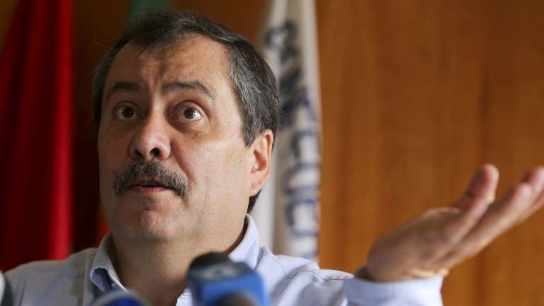 Mário Nogueira quer que os professores que já realizaram a prova e foram prejudicados sejam indemnizados