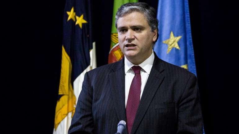 Vasco Cordeiro, presidente do Governo Regional dos Açores frisou que o exercício do direito de voto é "muito importante para a região e para a autonomia"